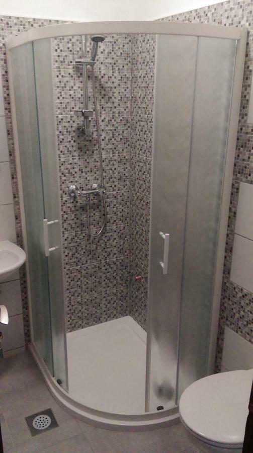 Guesthouse Sovlje Tribunj  Bagian luar foto